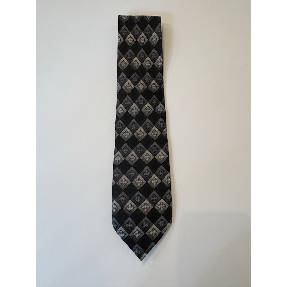 Croft & Barrow‎ 100% Silk Black/Silver/White Classic Length Diamond Pattern.